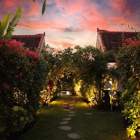 Bingin Bienvenue Guest House أُلُواتو المظهر الخارجي الصورة