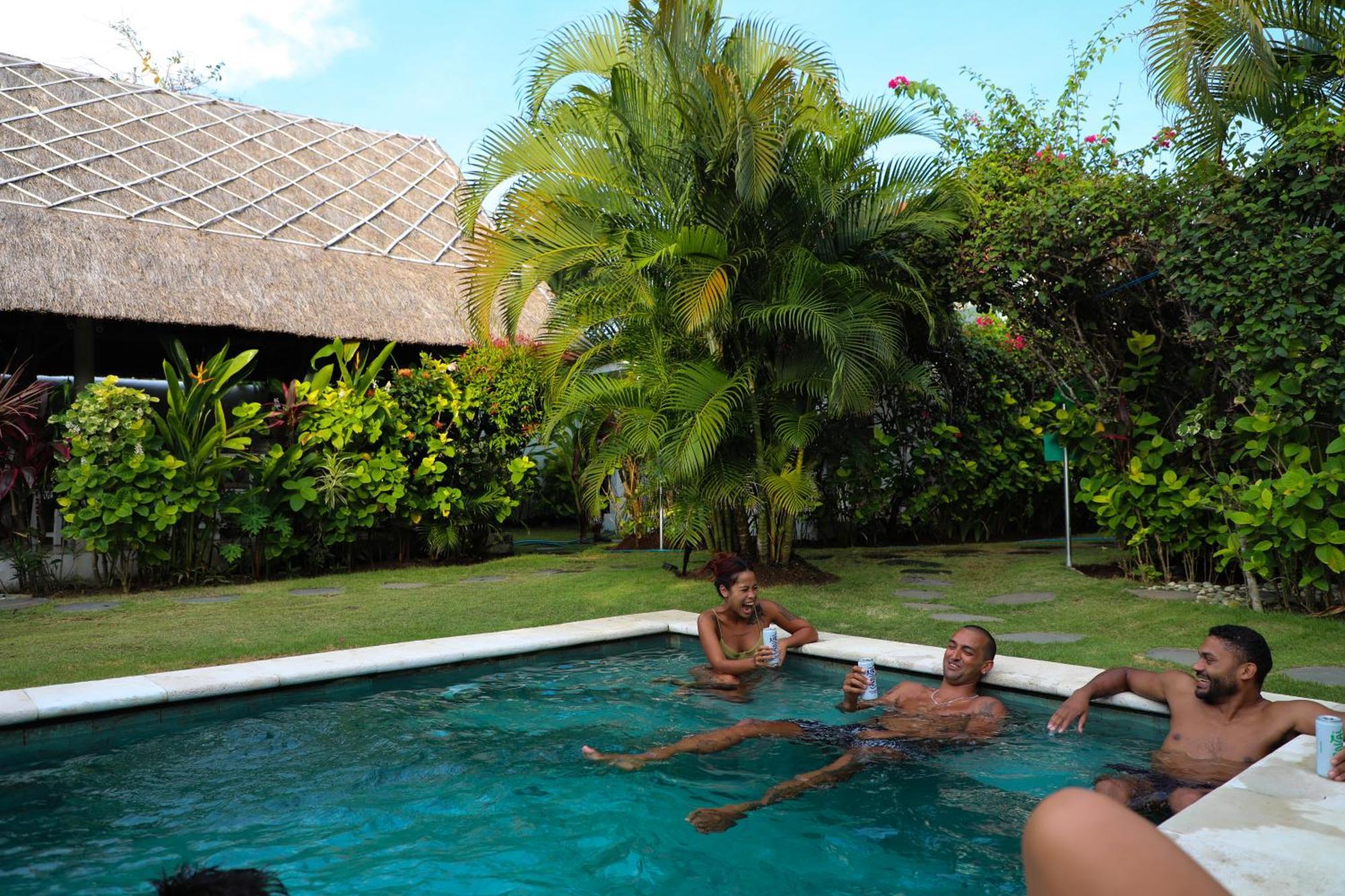 Bingin Bienvenue Guest House أُلُواتو المظهر الخارجي الصورة